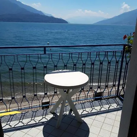 Leggeri Apartament Domaso